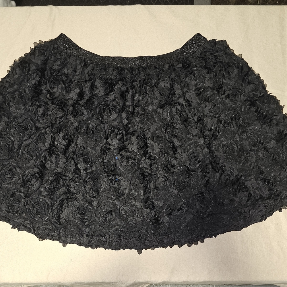 Like New The Children's Place Black Layered Floral Mini Skirt